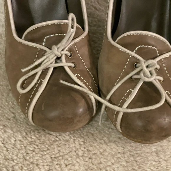 Army green Steve Madden heels- size 7.5 - Picture 4 of 6